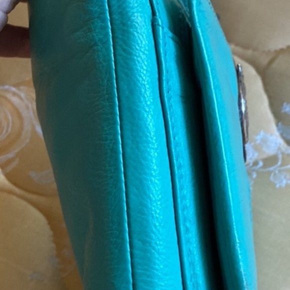 Brighton Shiloh leather cross body bag in jade - Picture 11 of 14